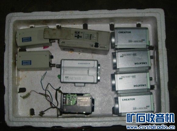 2141145rtot532m503ggh0.jpg