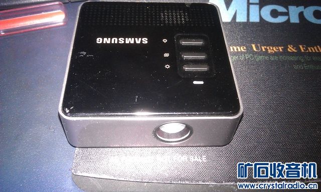 机投影仪 小型汽车低音炮功放 不知名的笔记本东东高清图片