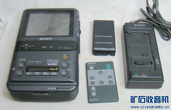 出个不多见的SONY,8毫米放像机(带电视,带液