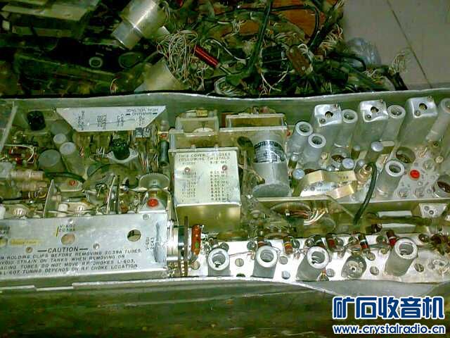 拆解早期美国军用飞机电子管电台给大家看下,