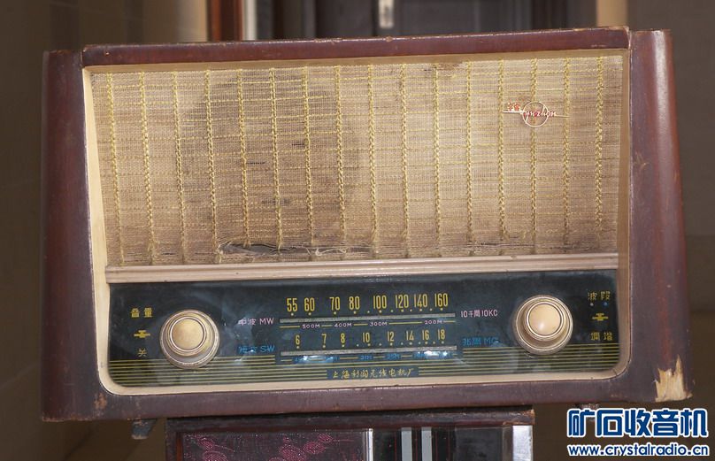 还是拍吧--宇宙牌电子管收音机,喜欢收藏、改