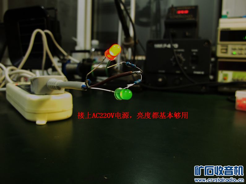 求教,方形红色led接220v作指示灯应该加多大的