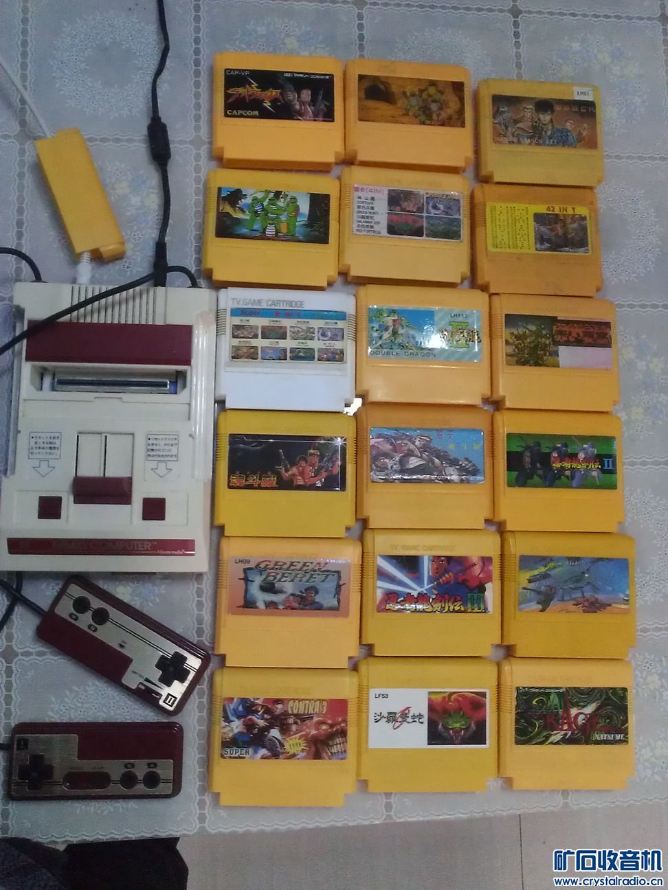 爆些FC集成块的大黄卡,小时候最喜欢的游戏卡