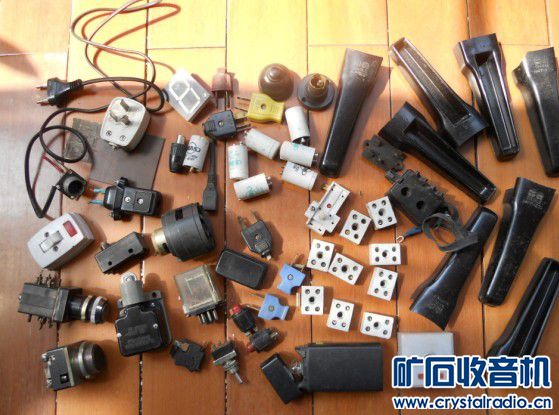 * 降到底线了,白送了![电器杂品]:钞股票机器\/半