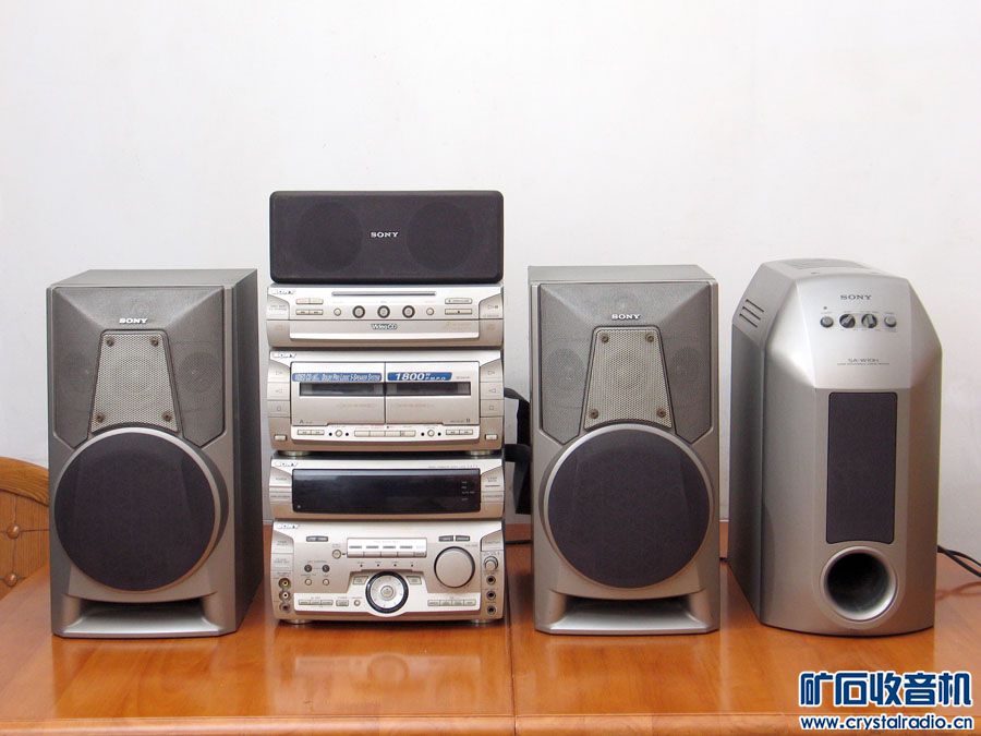 索尼 SONY V-7700 组合音响 三碟连放 带低音