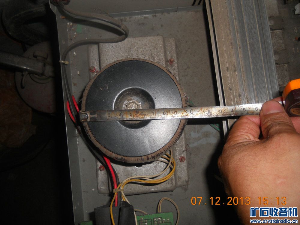 想给汽车电瓶做个充电器,不知如何设计,请大家