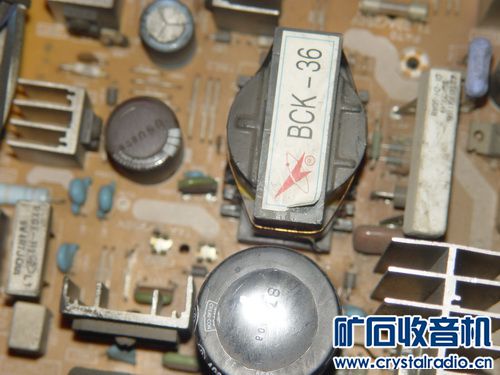 电视机开机电源灯不亮,最大故障的可能性是哪