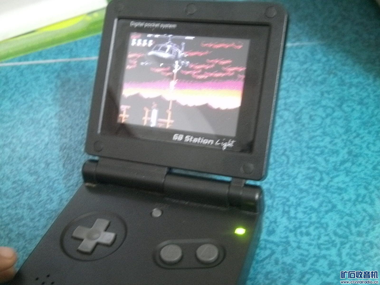 5元买个游戏机,90年代初那可能要8-9百刀。 - 