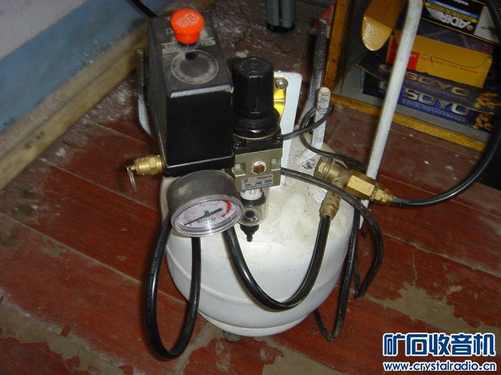 出售台锯电机、奔驰气泵的罐子、冰箱压缩机、