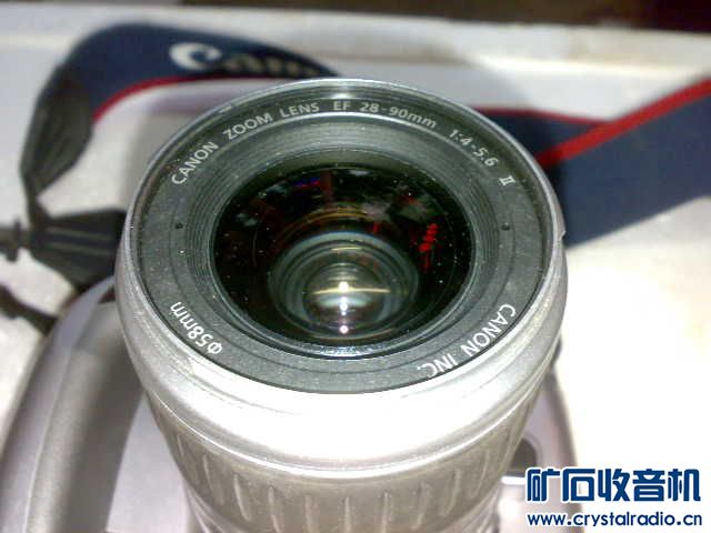 佳能单反相机 通电屏幕有显示按拍照键闪光灯