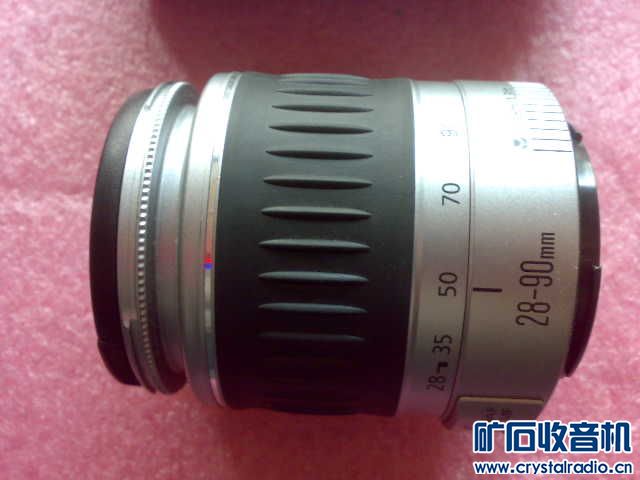 佳能单反相机 通电屏幕有显示按拍照键闪光灯