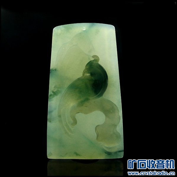 懂缅甸玉的朋友请进帮忙鉴定一下大约多少钱可