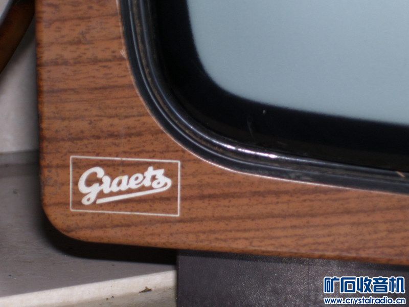 拆散一台2成新的乐声松下收录机RX-1450,里面