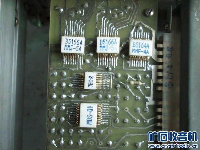 俩人交换东西的GDP_借东西的小人图片