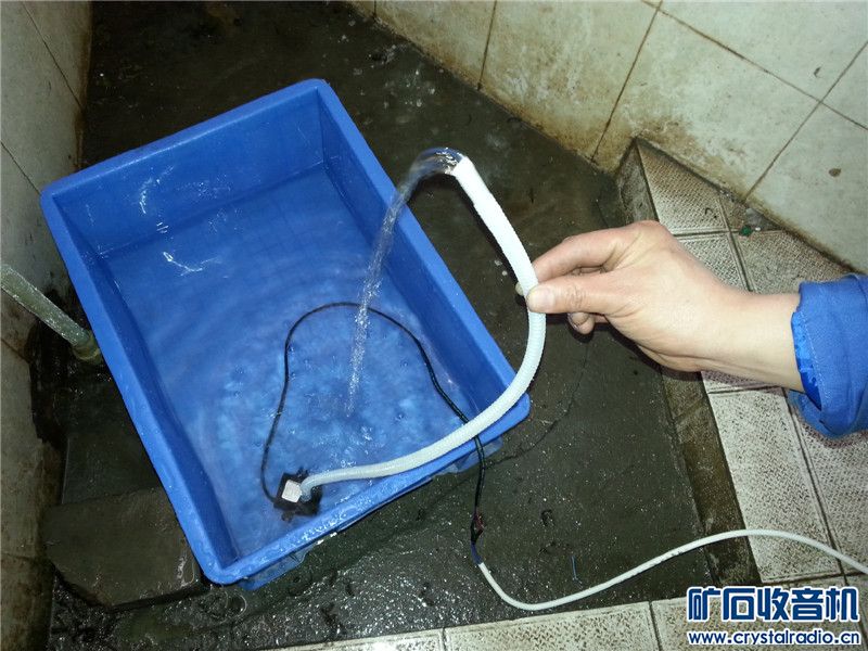 220V微型潜水泵 - 〓新人交换专区〓 - 矿石收音