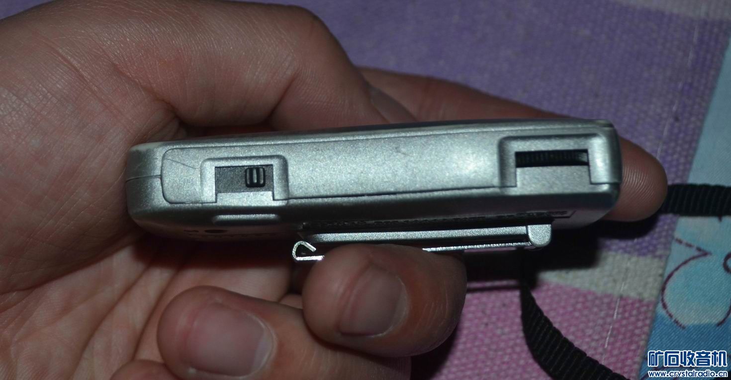 索尼迷你小收音机SRF-S83! - 〓器材友情交换