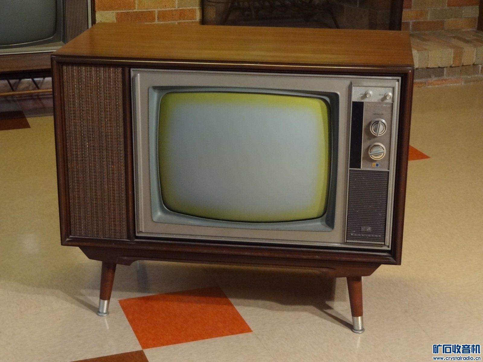 有电子管彩色电视机吗 - 〓古董收藏展示〓 - 矿
