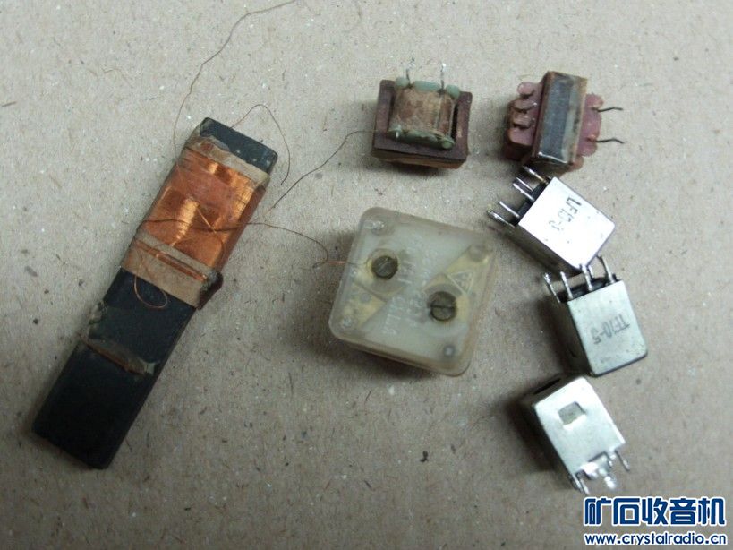 打理一台咏梅牌S101-A袖珍晶体管收音机 - 〓