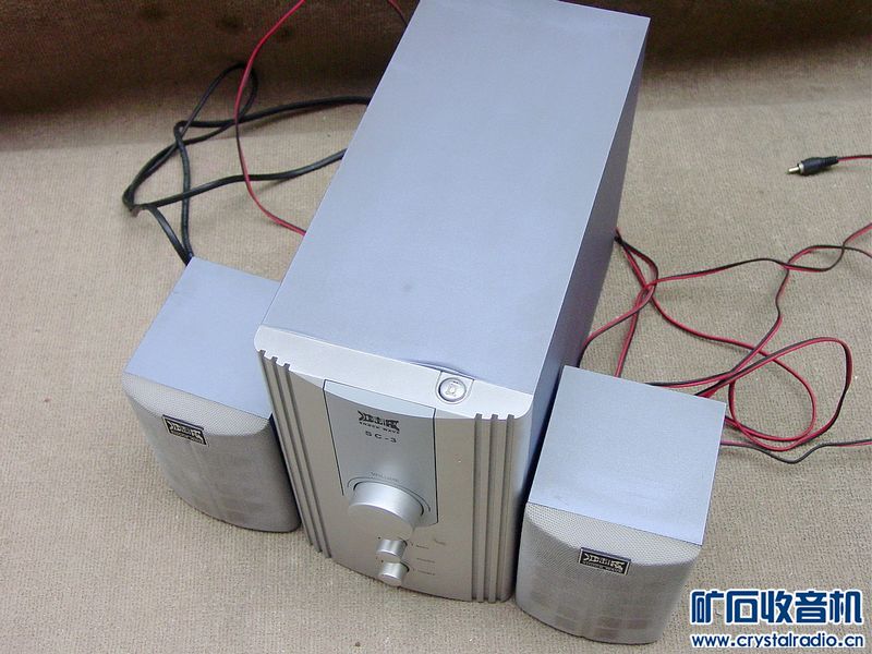 一套冲击波电脑音箱(比较新)