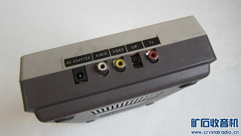 自己20年前的小天才游戏机配件差不多都齐全