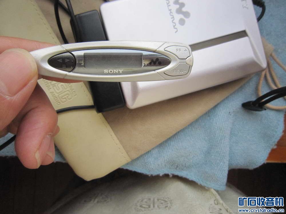 索尼鱼雷,带底座,松下cd、可以收中央体育台的