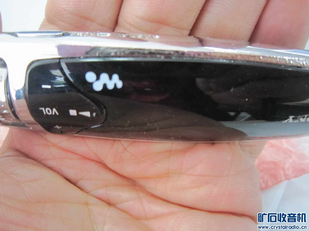 索尼鱼雷,带底座,松下cd、可以收中央体育台的