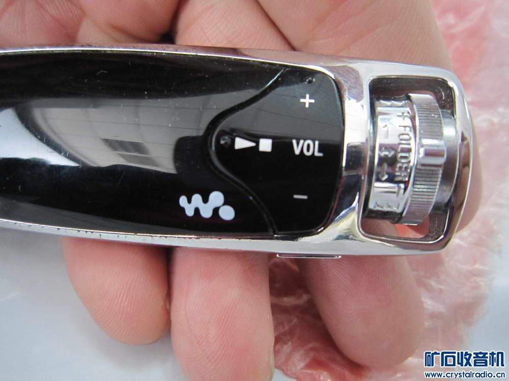 索尼鱼雷,带底座,松下cd、可以收中央体育台的