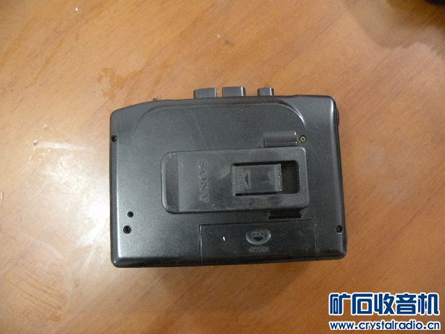 漫步者有源音箱、进口、国产随身听、指南针等