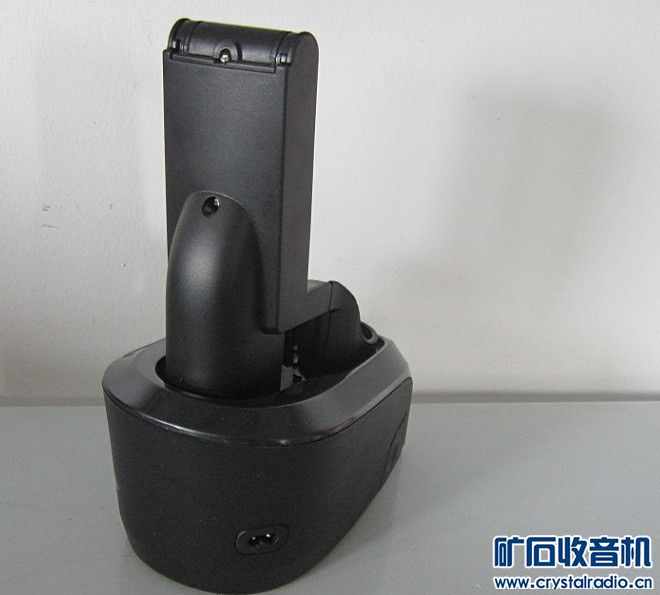 飞利浦PT90 电动剃须刀 清洗底座 - 〓器材友情