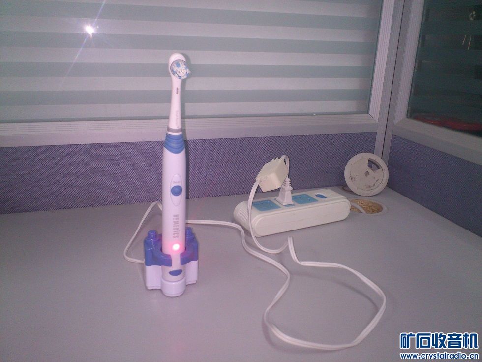 照葫芦画瓢-图解美国品牌充电式电动牙刷120V