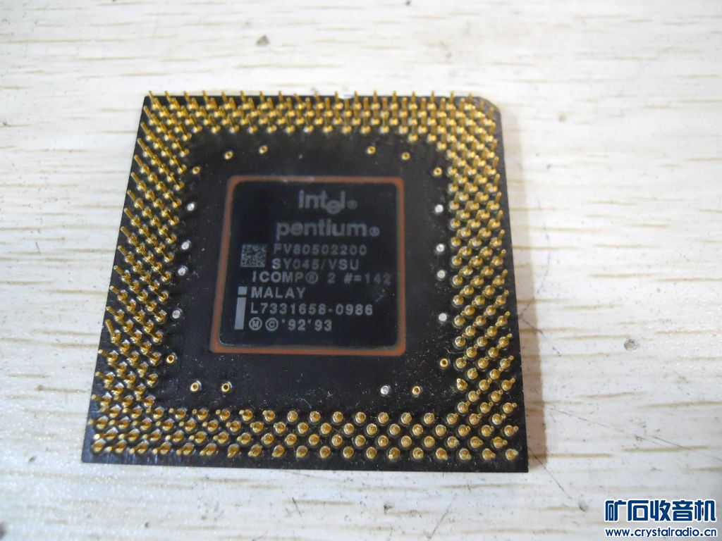 笔记本二代1G内存,古董CPU,19寸正屏送