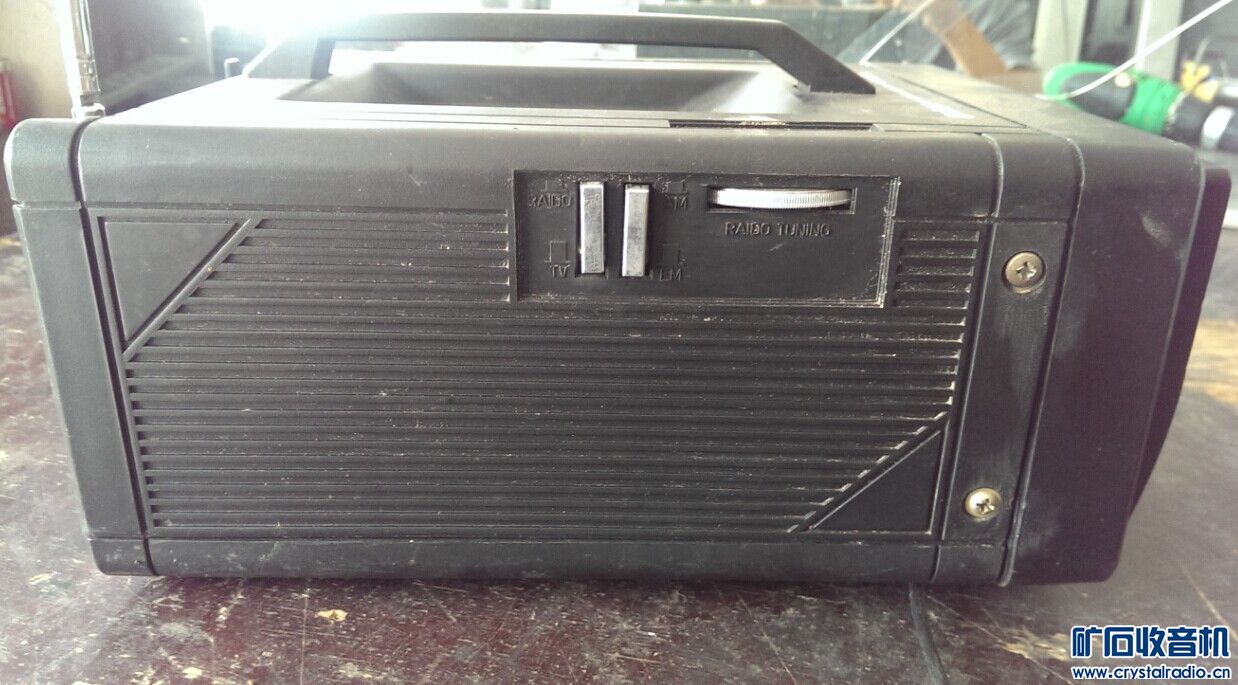 福特车机,迷你黑白电视机,SONY随身听,维修电
