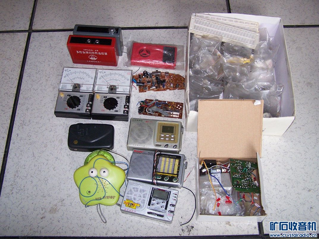 为什么成品半导体收音机大部分都是超外差式?