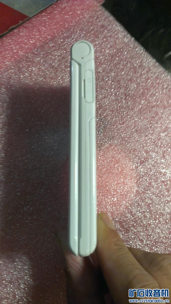 到手就用 三星SCH-W270超薄机型 时尚翻盖双