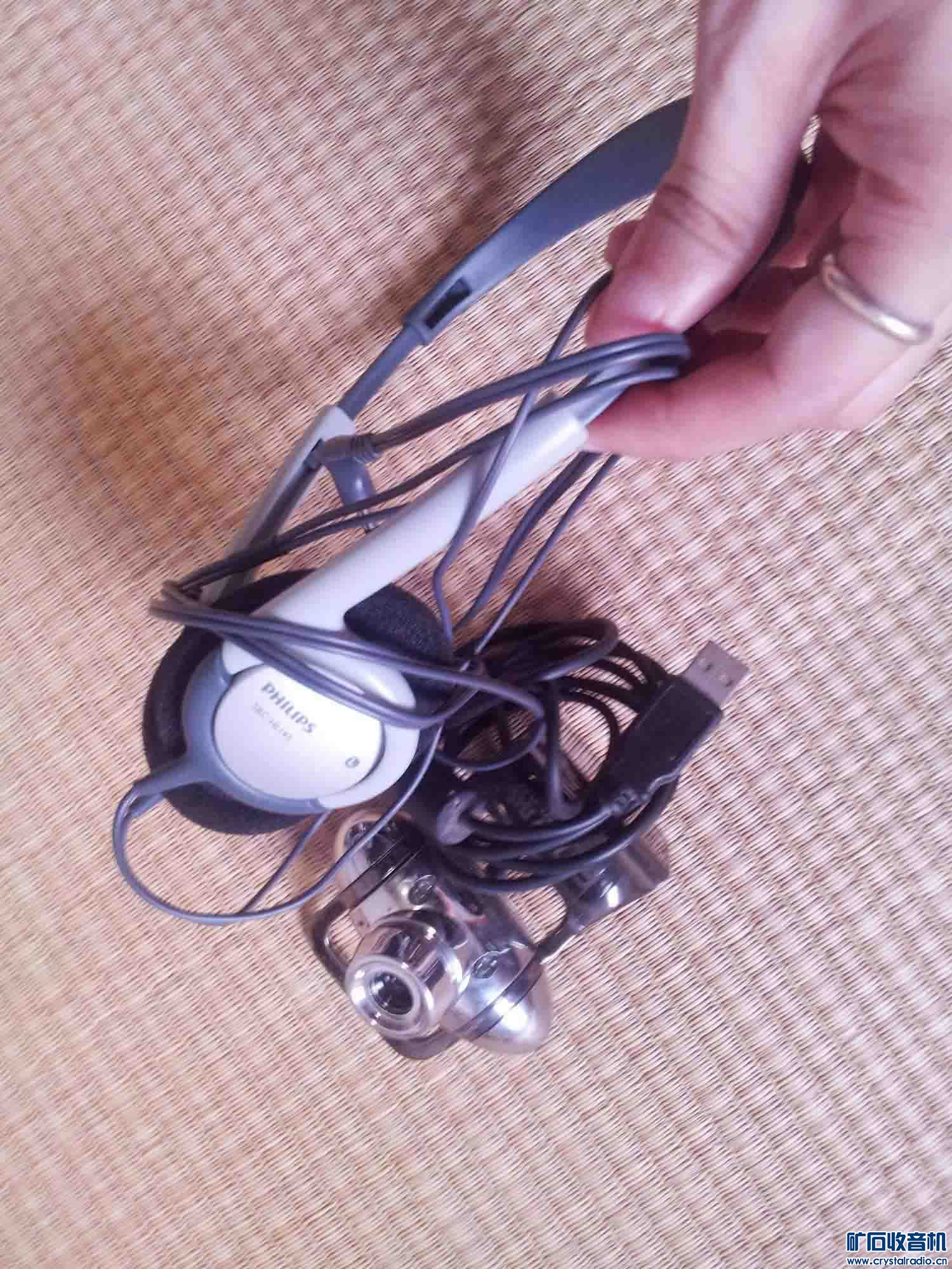 出任天堂NDSI LL升级版游戏机 金属摄像头+飞