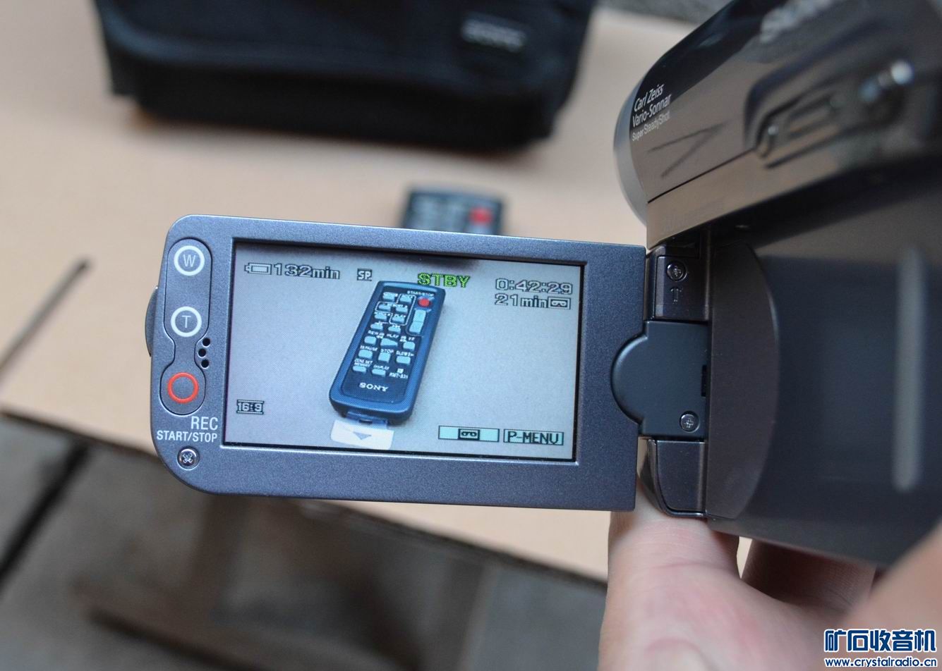 出索尼DCR-HC90E摄像机,触摸屏,Velbon金钟