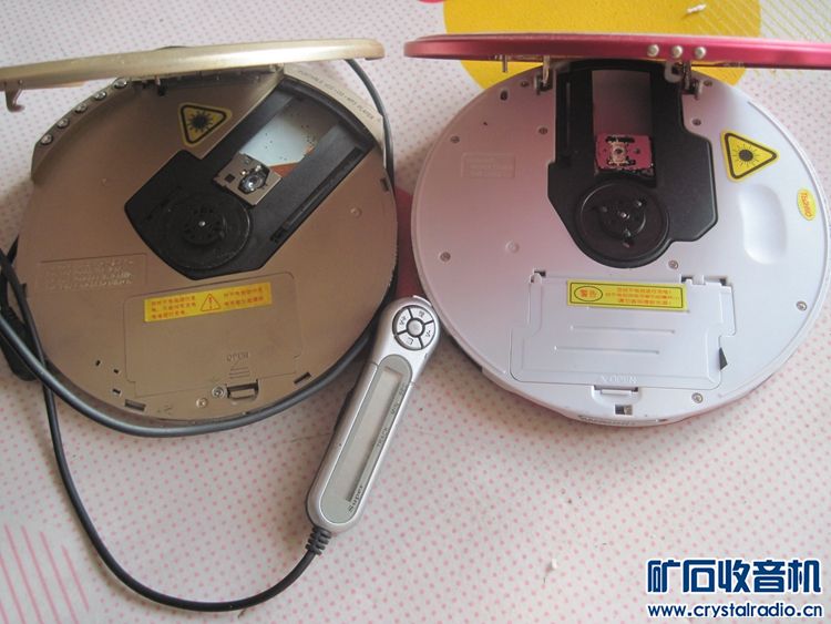 11个半导体 2个CD随身听 拆的一个小音响 - 〓