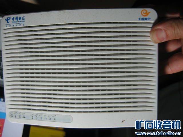 夏普太阳能手机 摩托罗拉 XT615 移动电源3G路