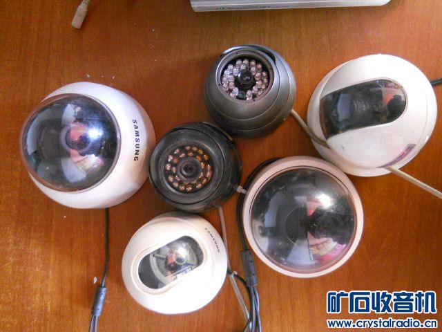 海康16路硬盘录像机硬盘电源16个摄像头大电