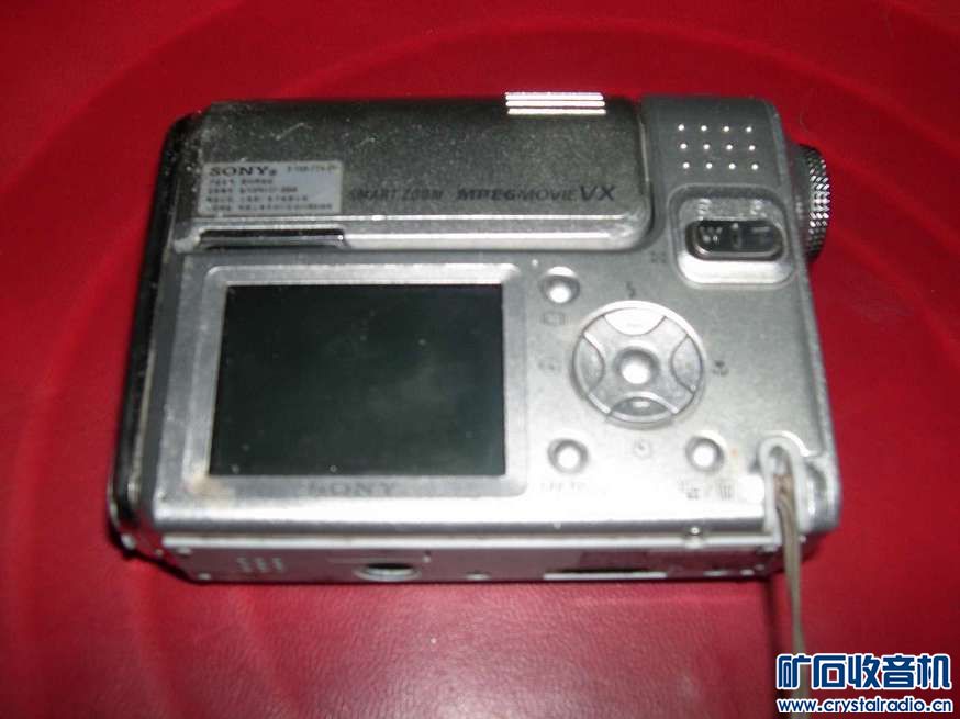 频率计 便携电脑 小液晶电视 索尼相机 JVC摄像