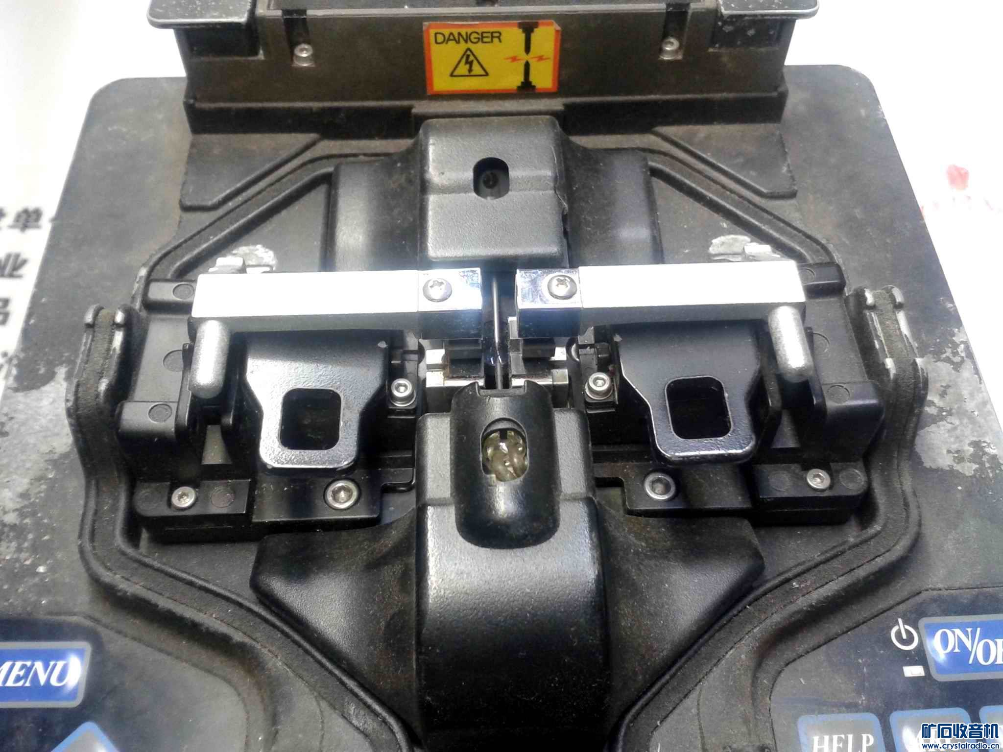 滕仓40s光纤熔接机(配件机),共二台,双目上下光