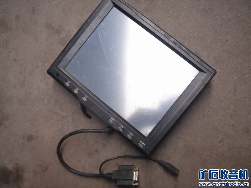 出几个万用表,小显示器。 - 〓器材友情交换〓