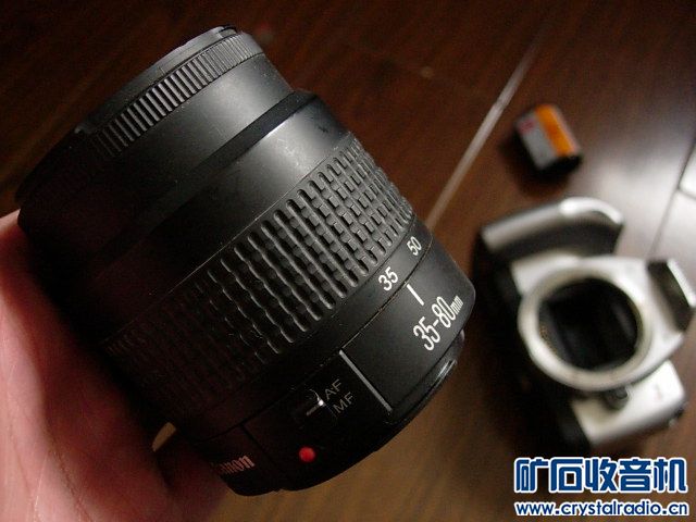 佳能EOS胶片自动对焦配35-80mmEF镜头,性能