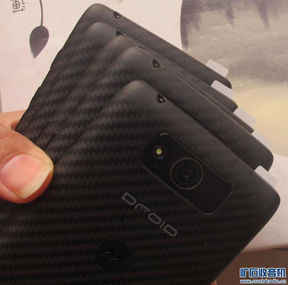 XT1080maxx 全身雅黑的,32GB大内存的。这机