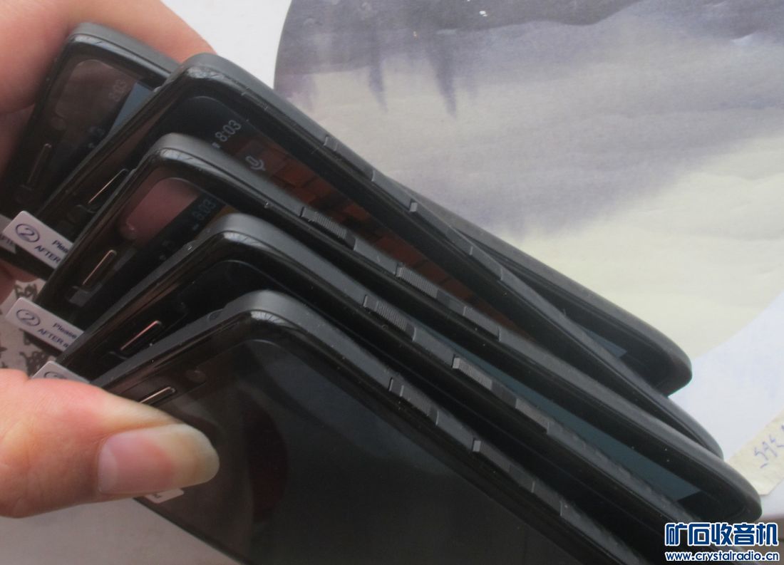 XT1080maxx 全身雅黑的,32GB大内存的。这机