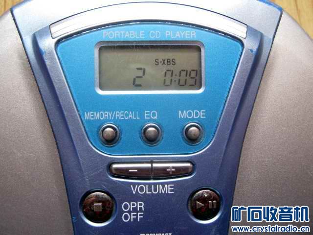出松下、索尼CD随身听。乔益师数字调频立体