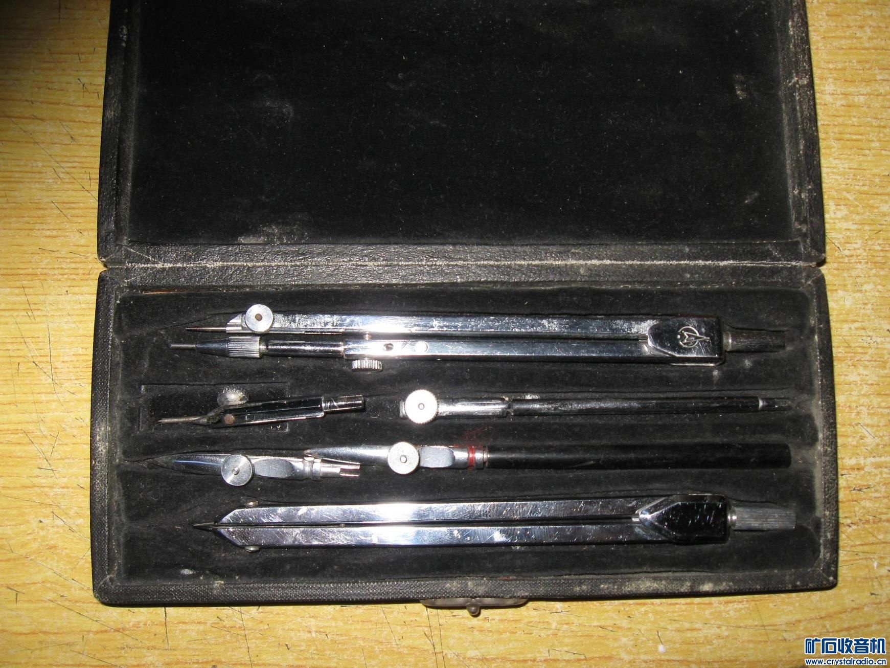 2000W自藕调压器的绕组 圆规 大量绘图用三棱