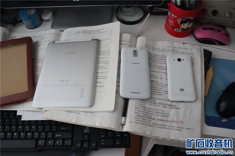 出两部手机:小米2:400元,酷派7295:200元 台电