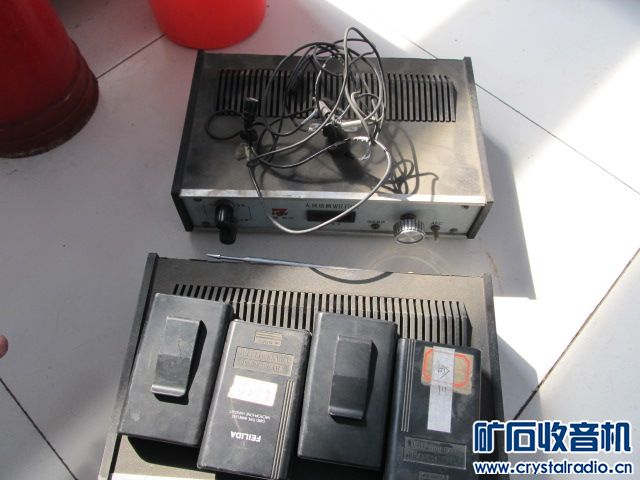 老接线插头 插件 继电器 高频放大器 老无线话筒