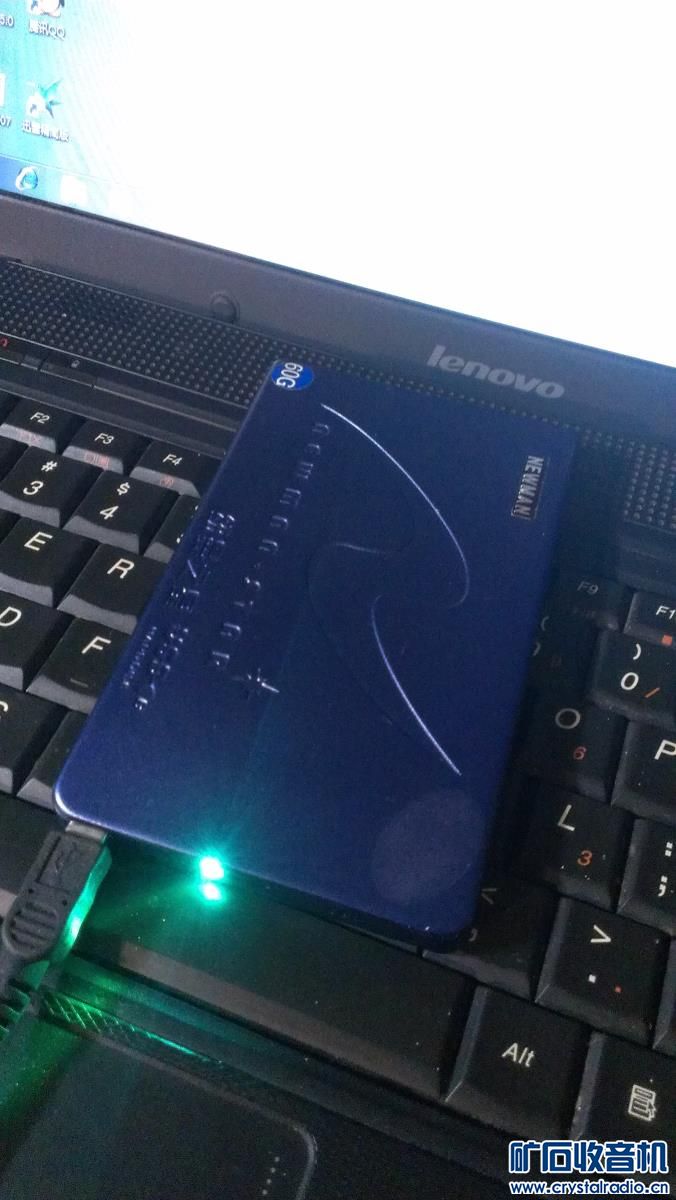 3个笔记本电池 2个纽曼移动硬盘60G和